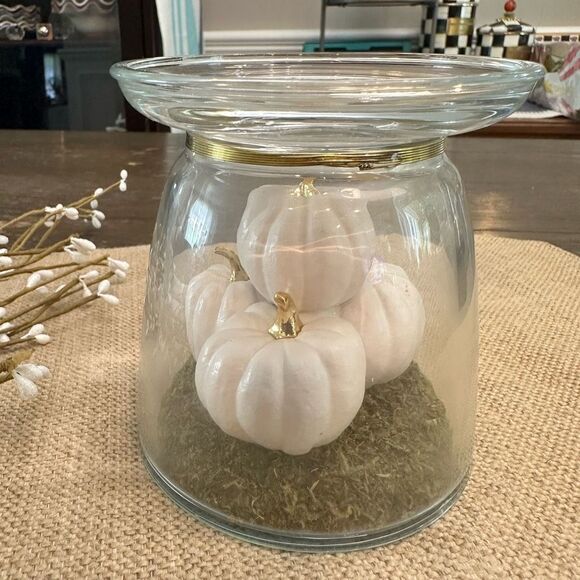 Bath & Body Works White Pumpkins Enclosed in Glass Pedestal 3 Wick Candle Holder - Picture 3 of 6